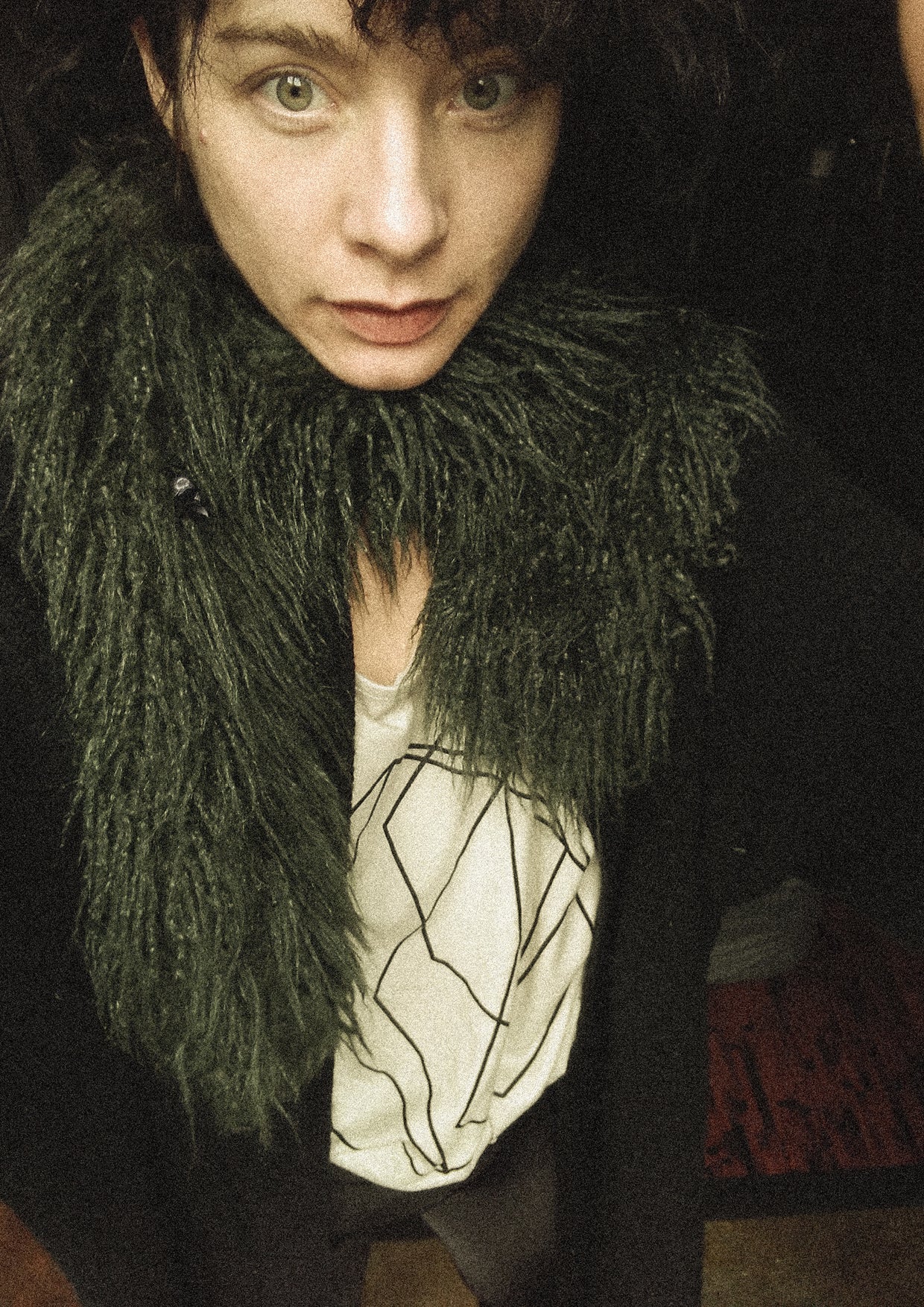 SCARF - FAUX FUR SHAGGY dark green - BERENIK