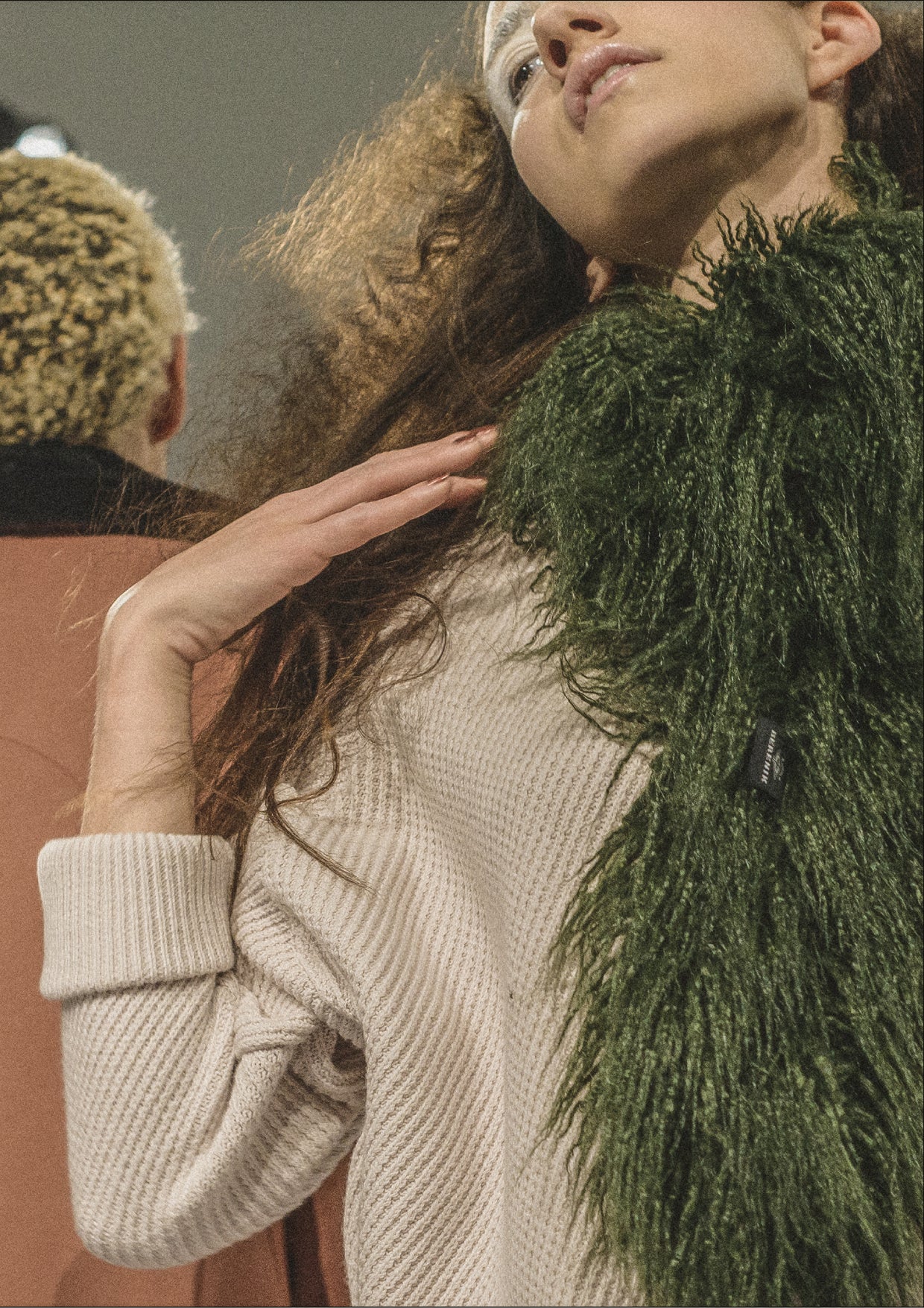 SCARF - FAUX FUR SHAGGY dark green - BERENIK