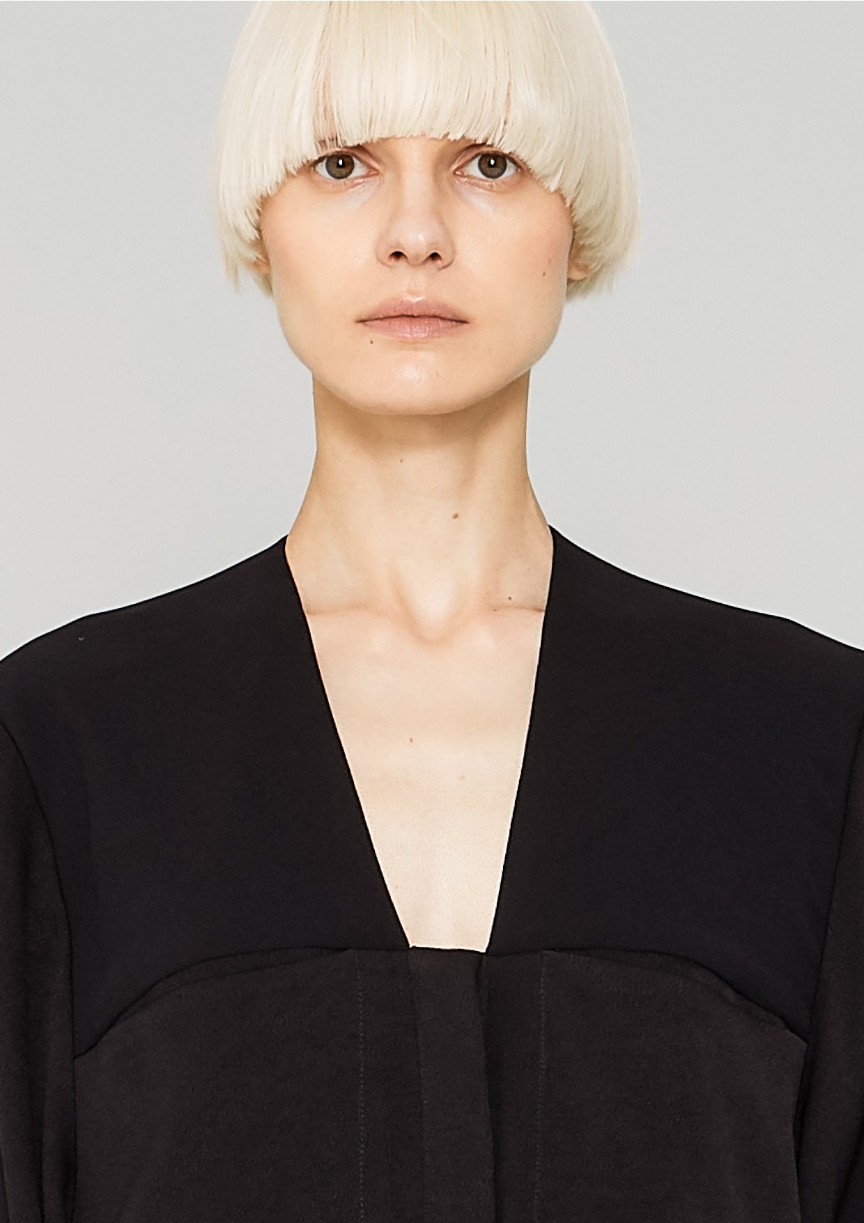 BLOUSE - POCKETS V-COLLAR - HEAVY DRAPING black - BERENIK