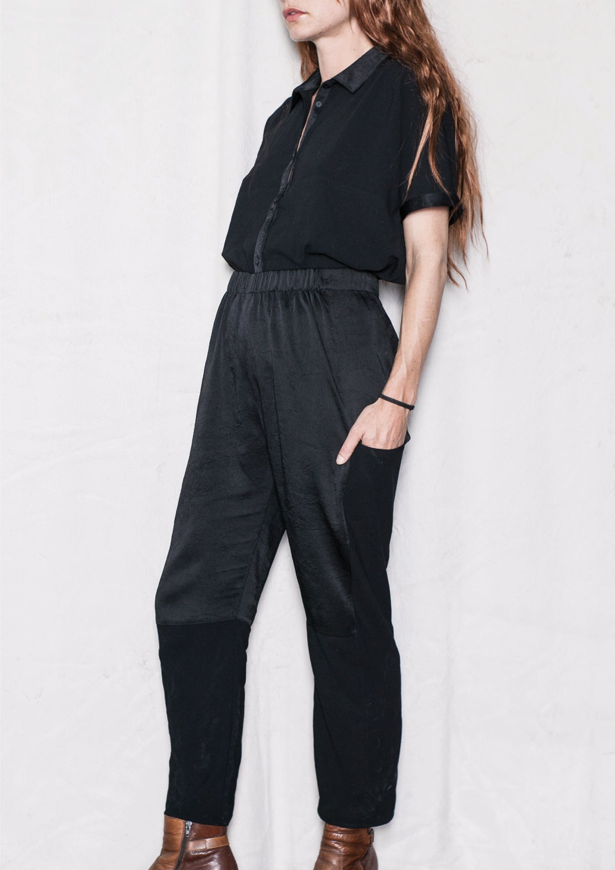 BLOUSE SHORT SLEEVES - THIN DRAPING black - BERENIK