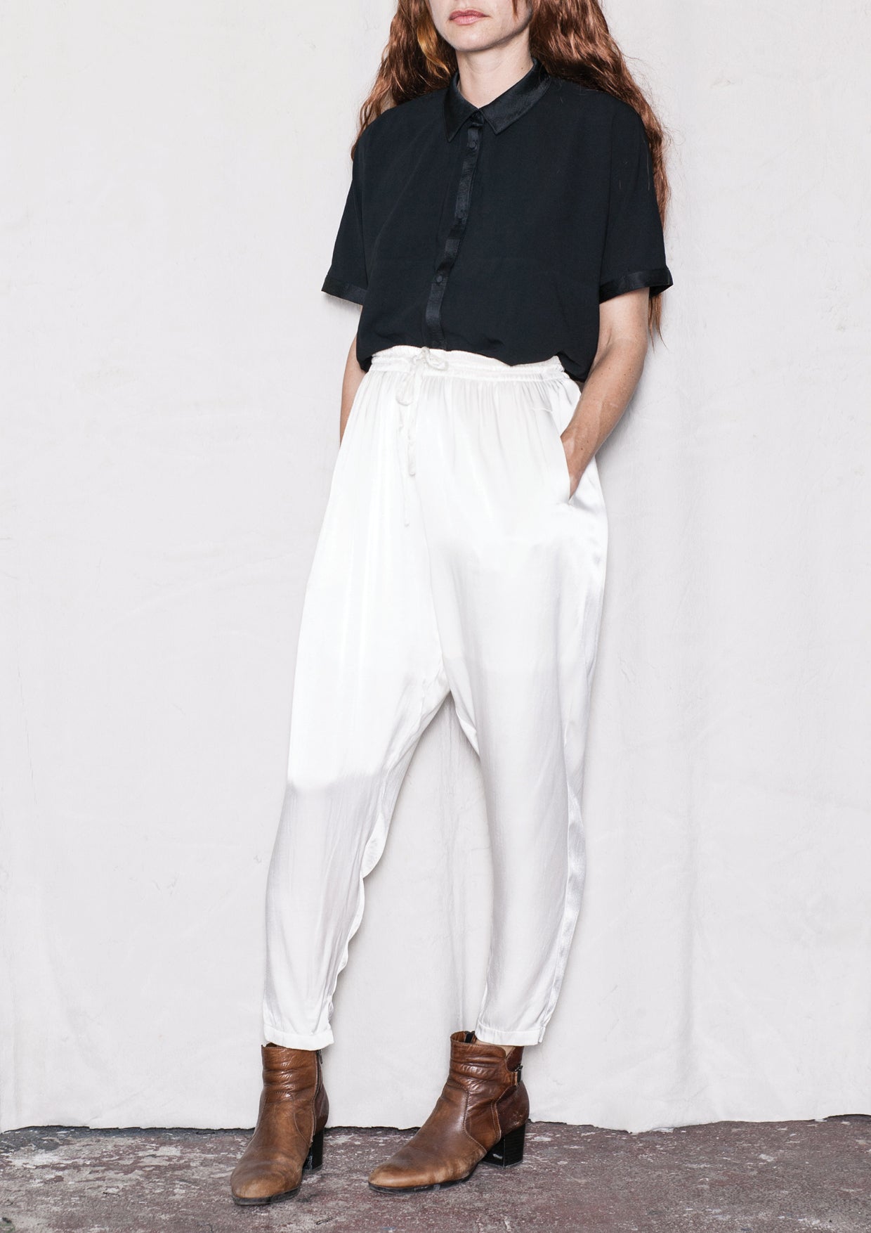 BLOUSE SHORT SLEEVES - THIN DRAPING black - BERENIK