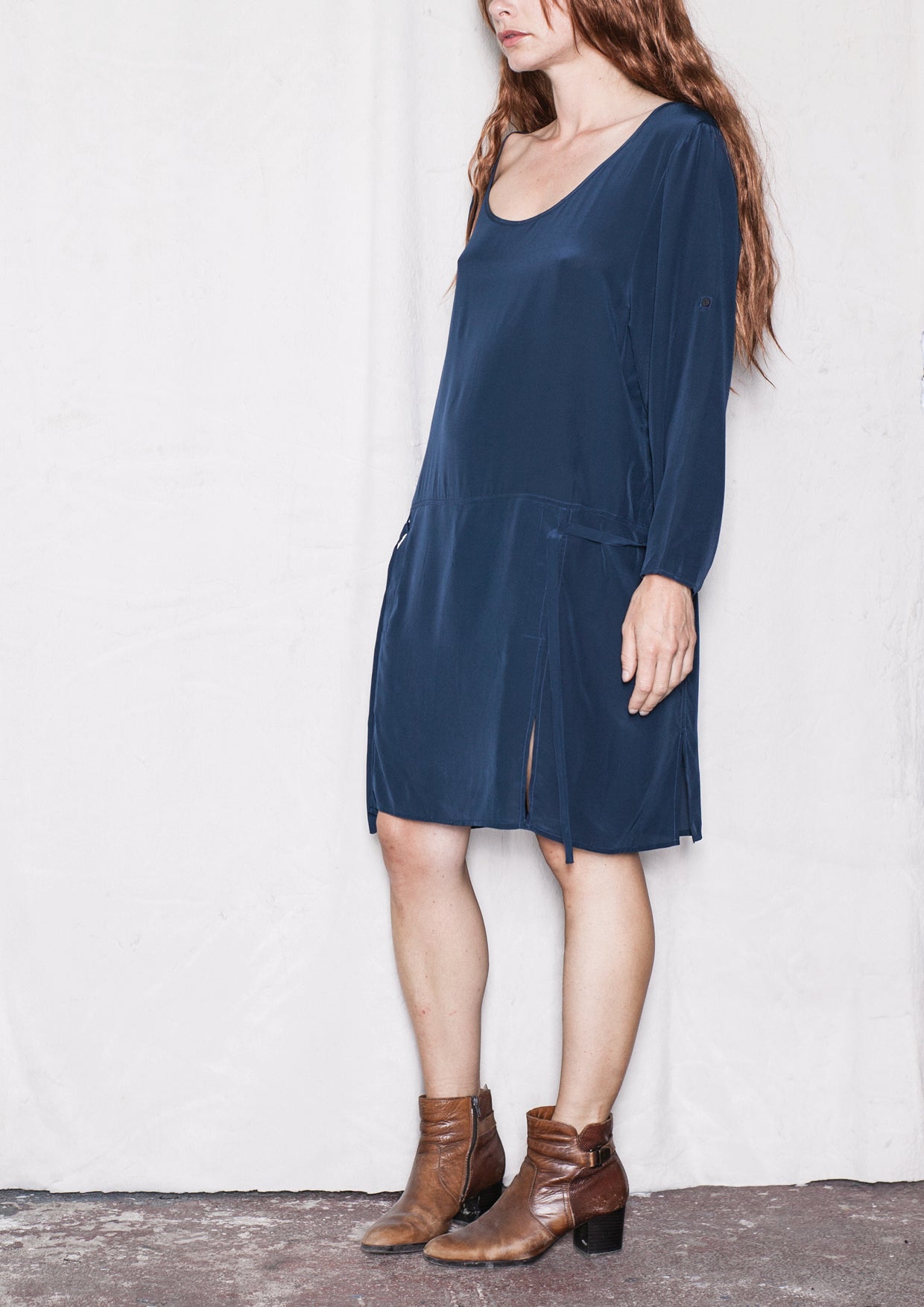 DRESS ROLLUP SLEEVES - SILK dark blue - BERENIK