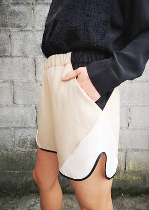 SHORTS - PATCHWORK beige/black/white - BERENIK