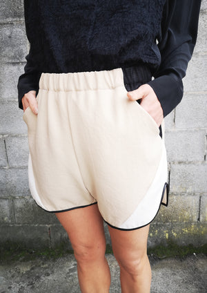 SHORTS - PATCHWORK beige/black/white - BERENIK