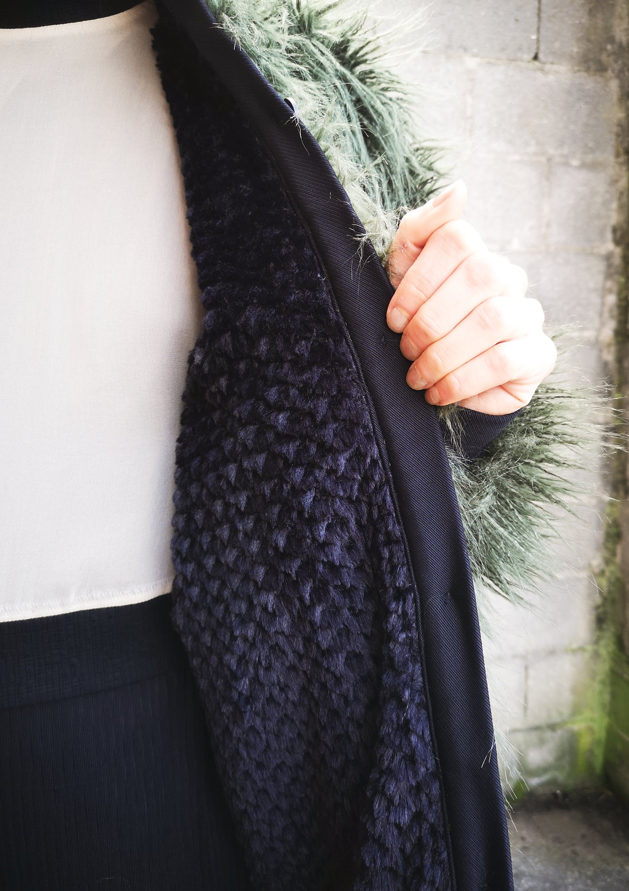 PILOT JACKET - FAUX FUR SHAGGY dark green / FUR LINING black - BERENIK