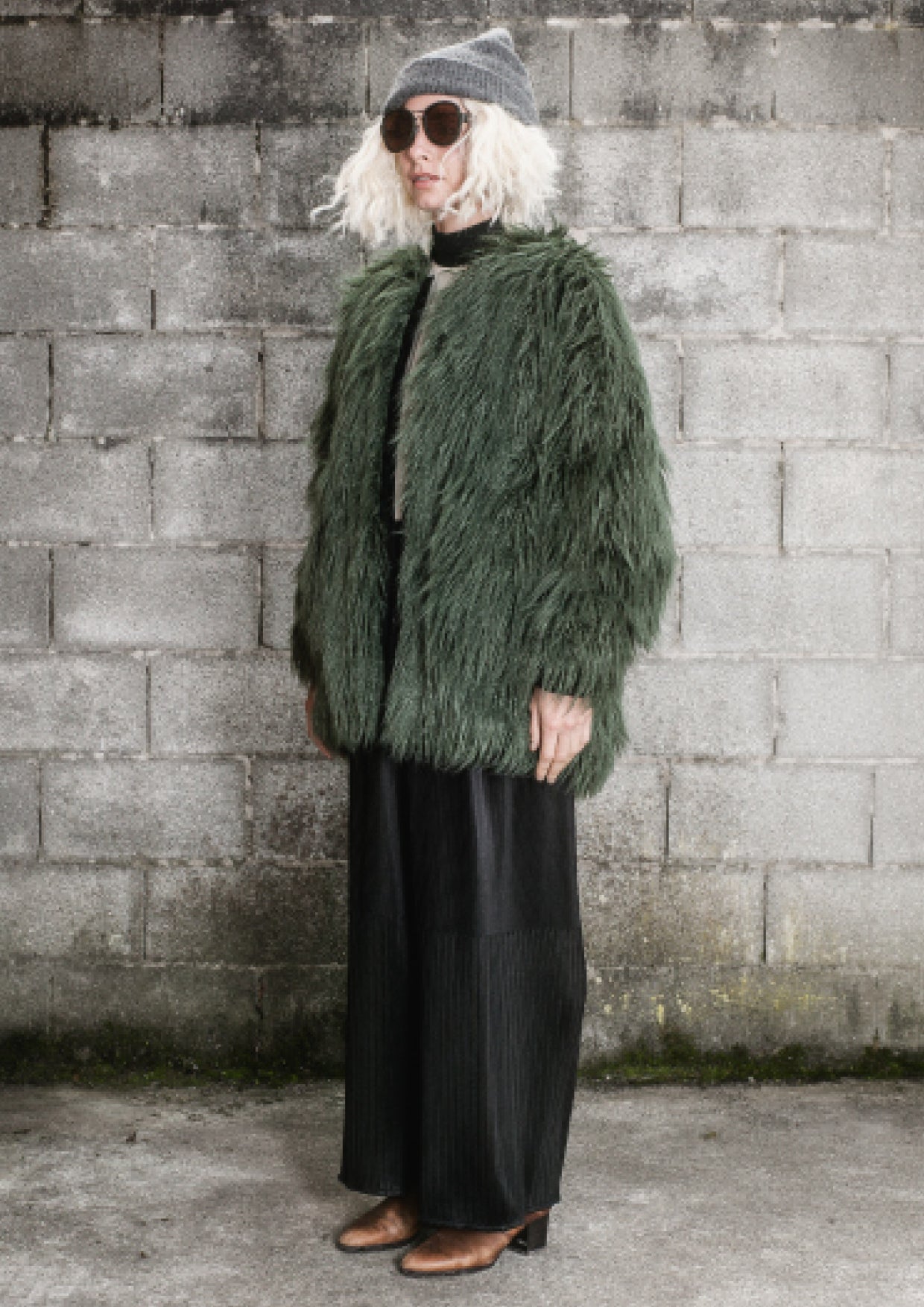 PILOT JACKET - FAUX FUR SHAGGY dark green / FUR LINING black - BERENIK