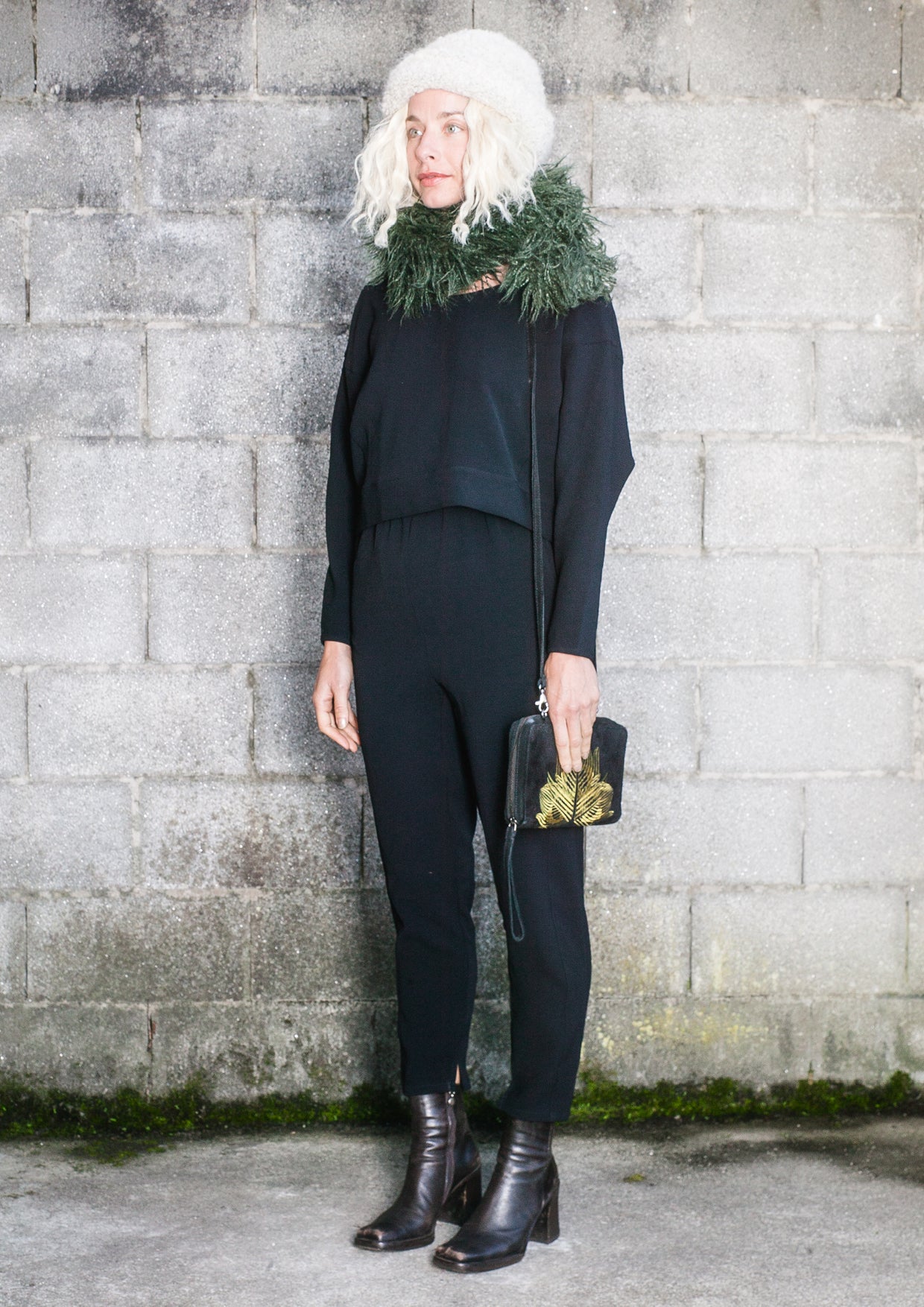 SCARF - FAUX FUR SHAGGY dark green - BERENIK