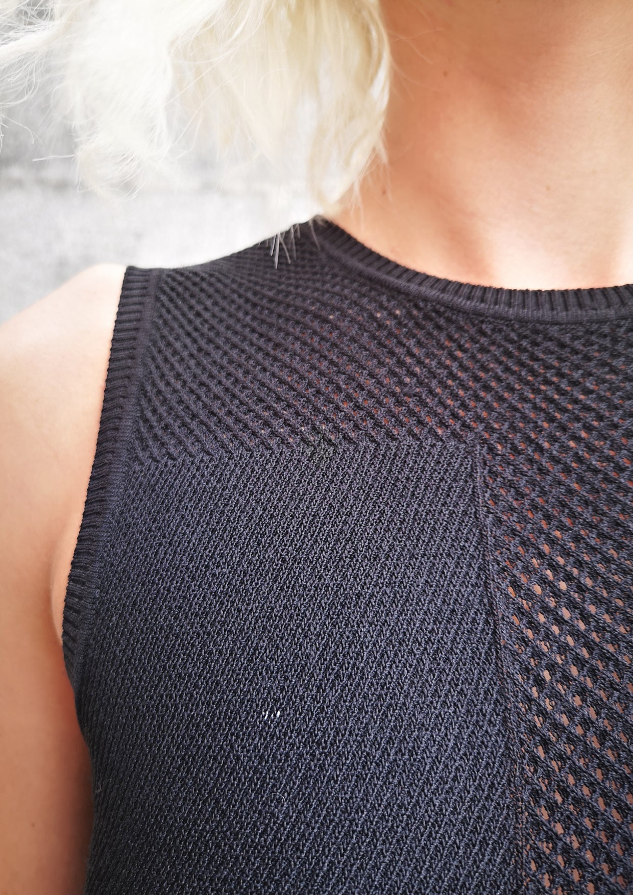 SHIRT SLEEVELESS STRETCH - KNIT black - BERENIK