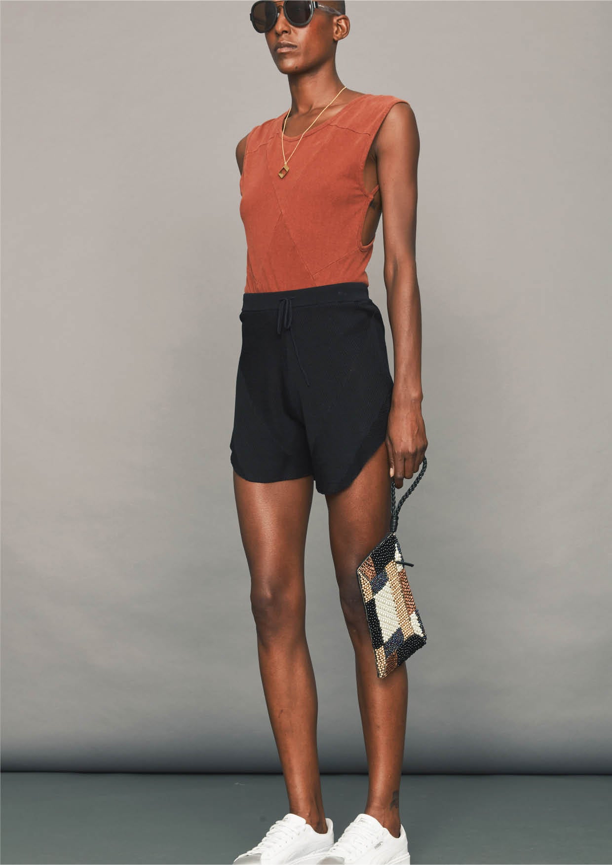 PURSE - LEATHER w. Pearl Embroidery - BERENIK