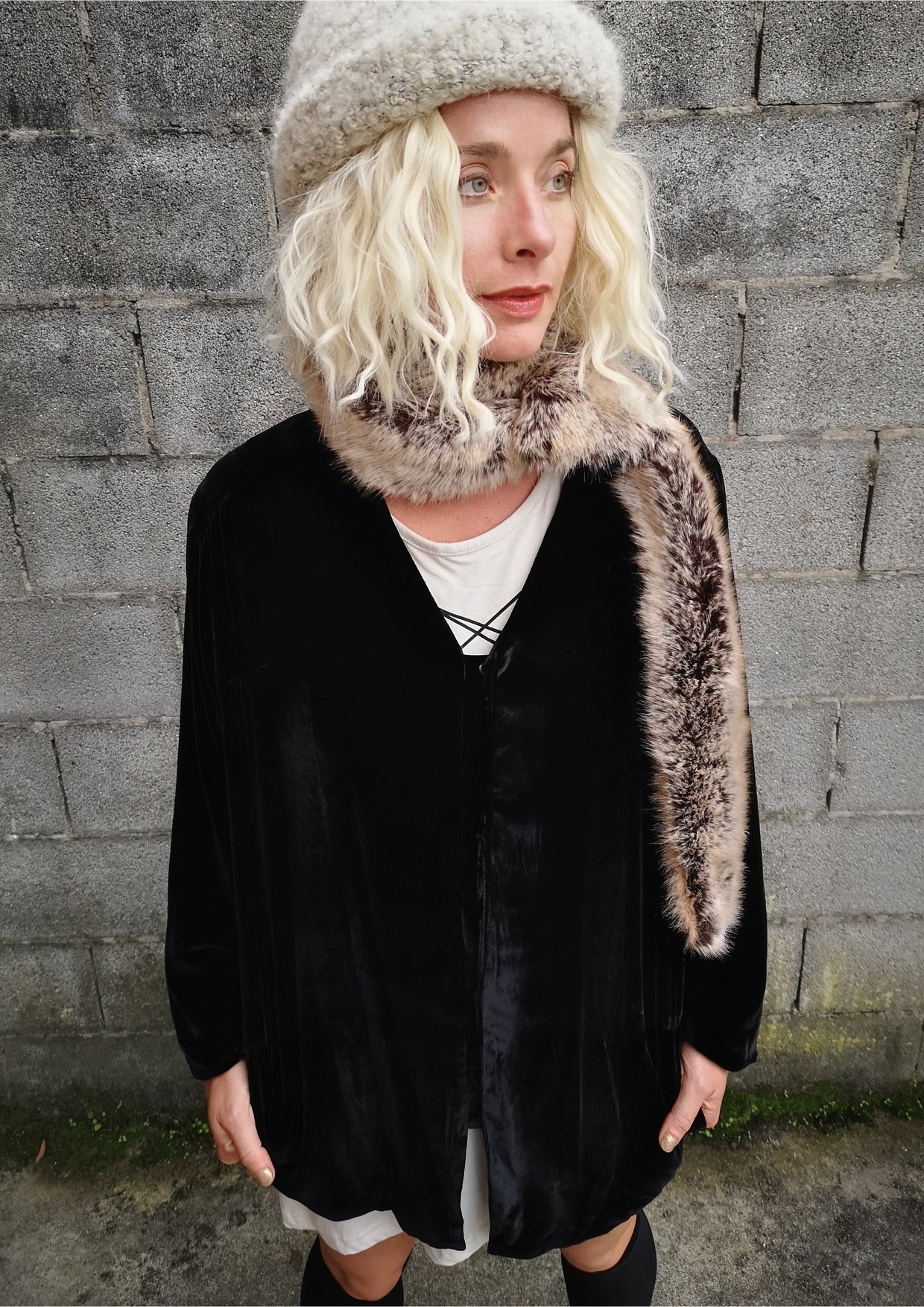 LIMITED EDITION - FAUX FUR SCARF - racoon - BERENIK