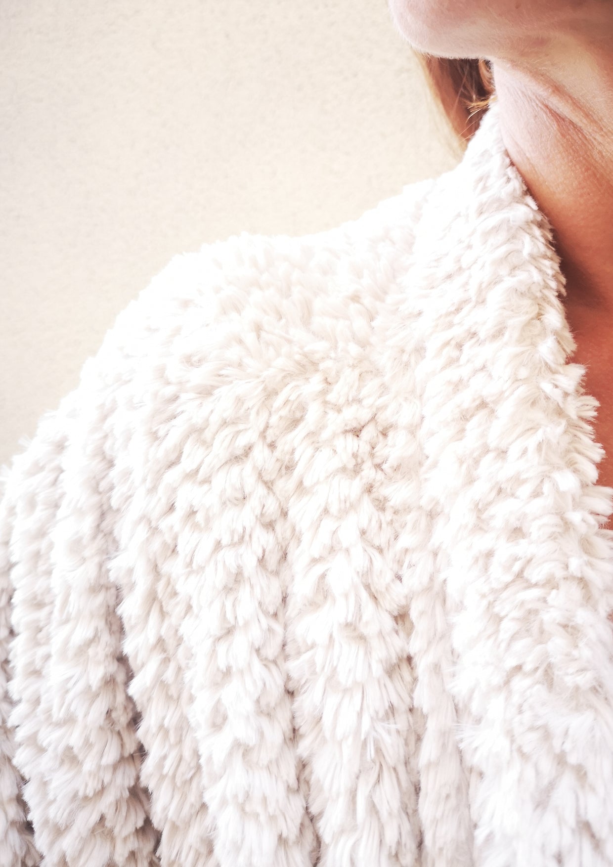 CARDIGAN - FAUX RHOMB FUR beige - BERENIK