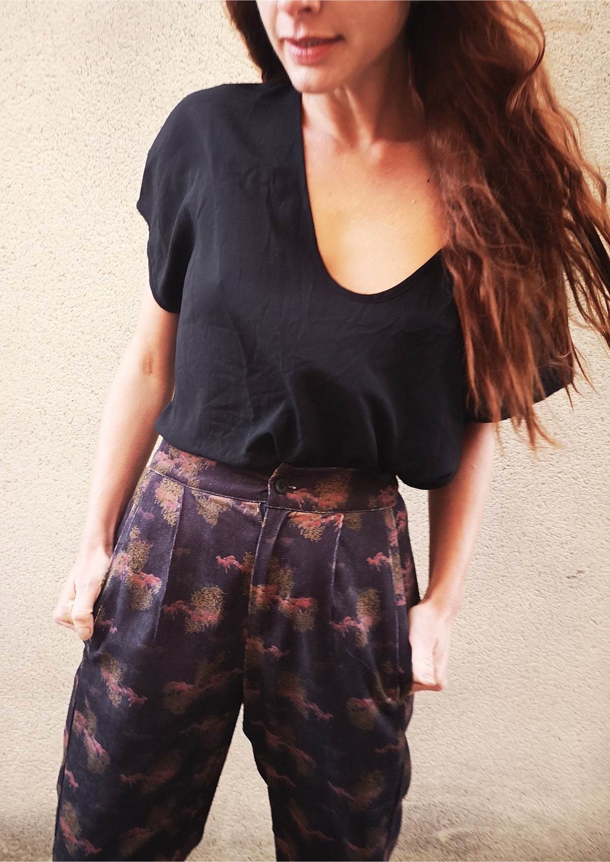 TOP SHORT SLEEVES WIDE - black matt - BERENIK