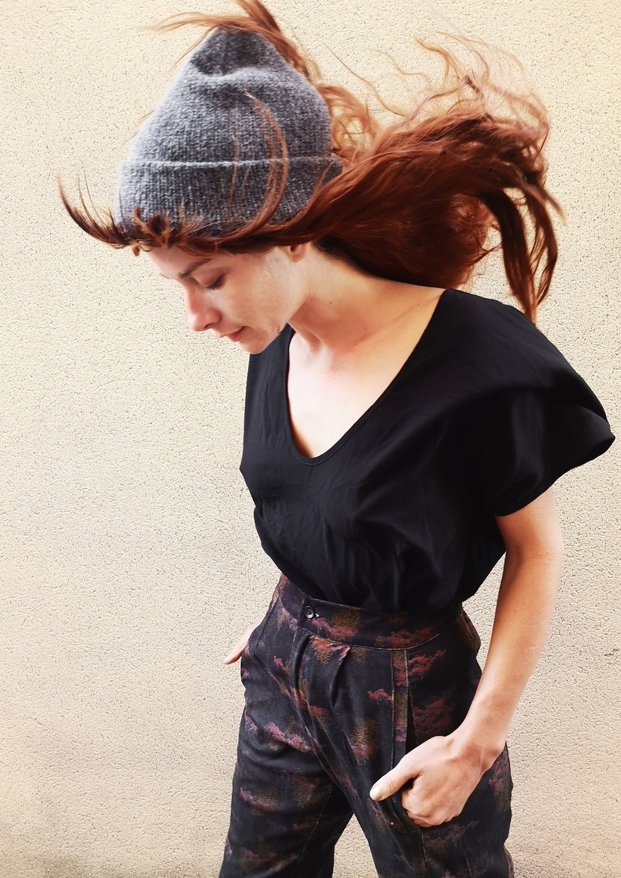 TOP SHORT SLEEVES WIDE - black matt - BERENIK