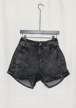 HIP SUMMER SHORTS - DENIM washed black - BERENIK