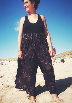 JUMPSUIT WIDE LEGS  - RAYON print rust/black - BERENIK