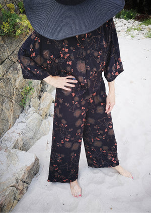 WIDE AIRY SUMMER PANTS - SILKY RAYON printed black/rust - BERENIK