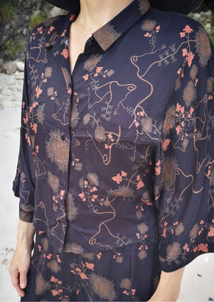 SHORT BLOUSE WIDE SLEEVES - RAYON print black/rust - BERENIK