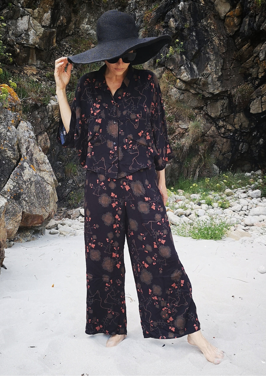 SHORT BLOUSE WIDE SLEEVES - RAYON print black/rust - BERENIK