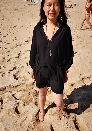 JUMPSUIT SHORT-LOOSE/BELT - black plain - BERENIK