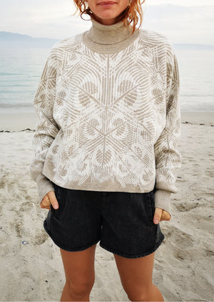 SWEATER TURTLENECK - KNIT JACQUARD beige/white - BERENIK
