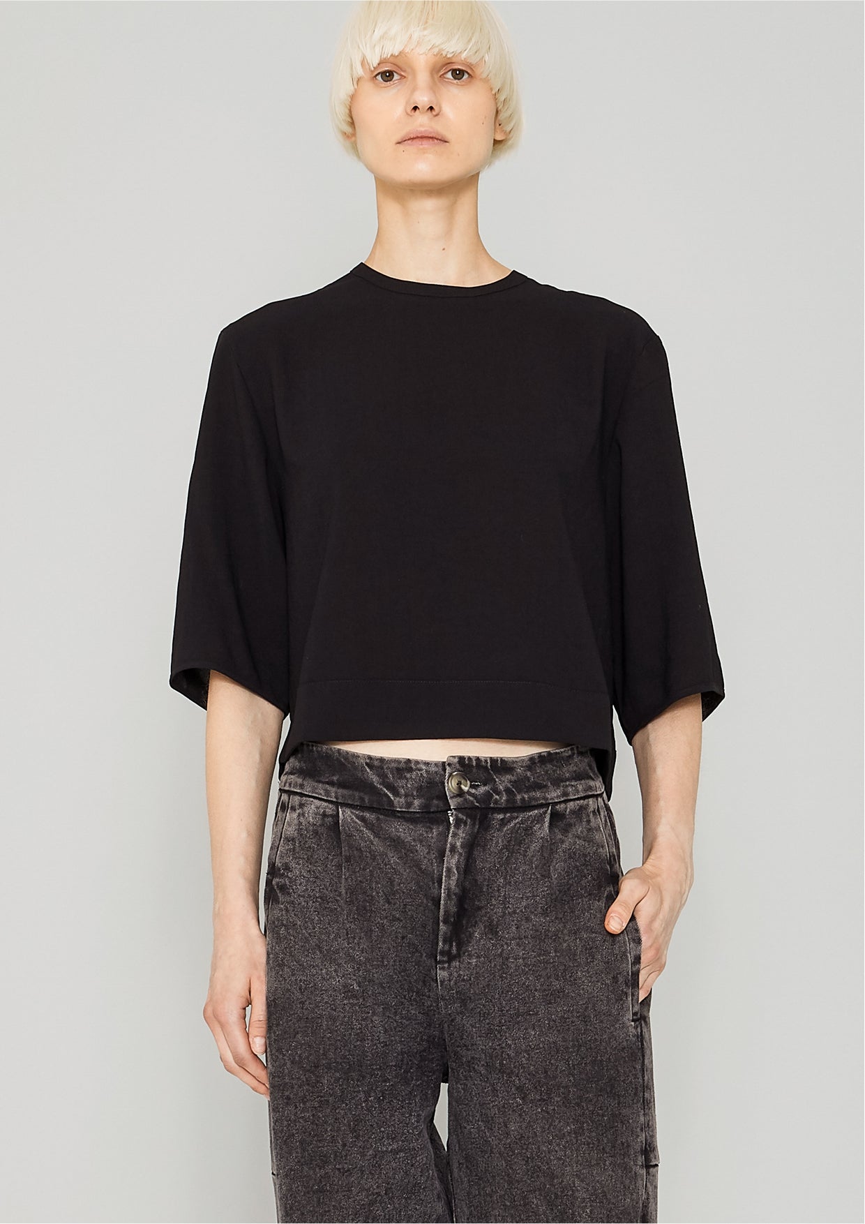 TOP SHORT - SLEEVES - black plain - BERENIK