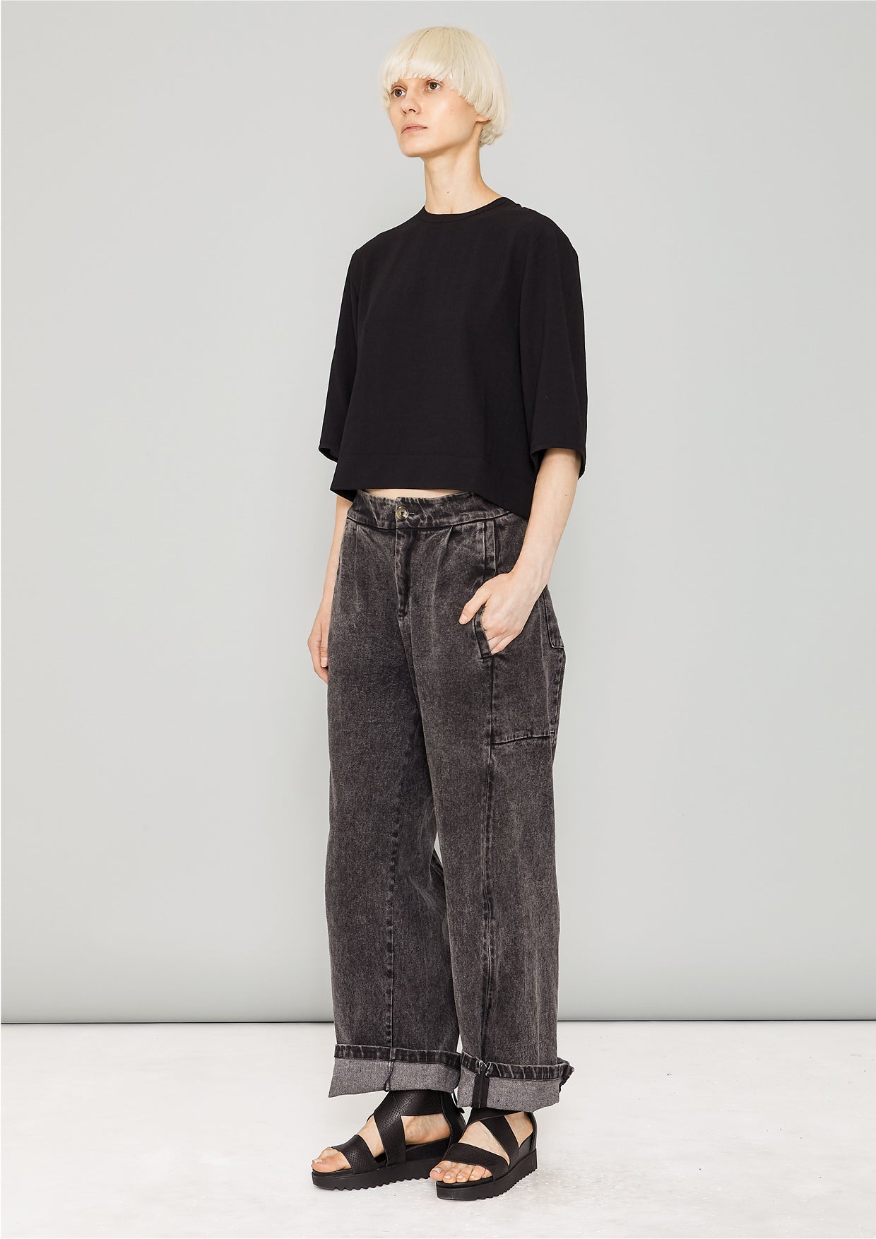 TOP SHORT - SLEEVES - black plain - BERENIK