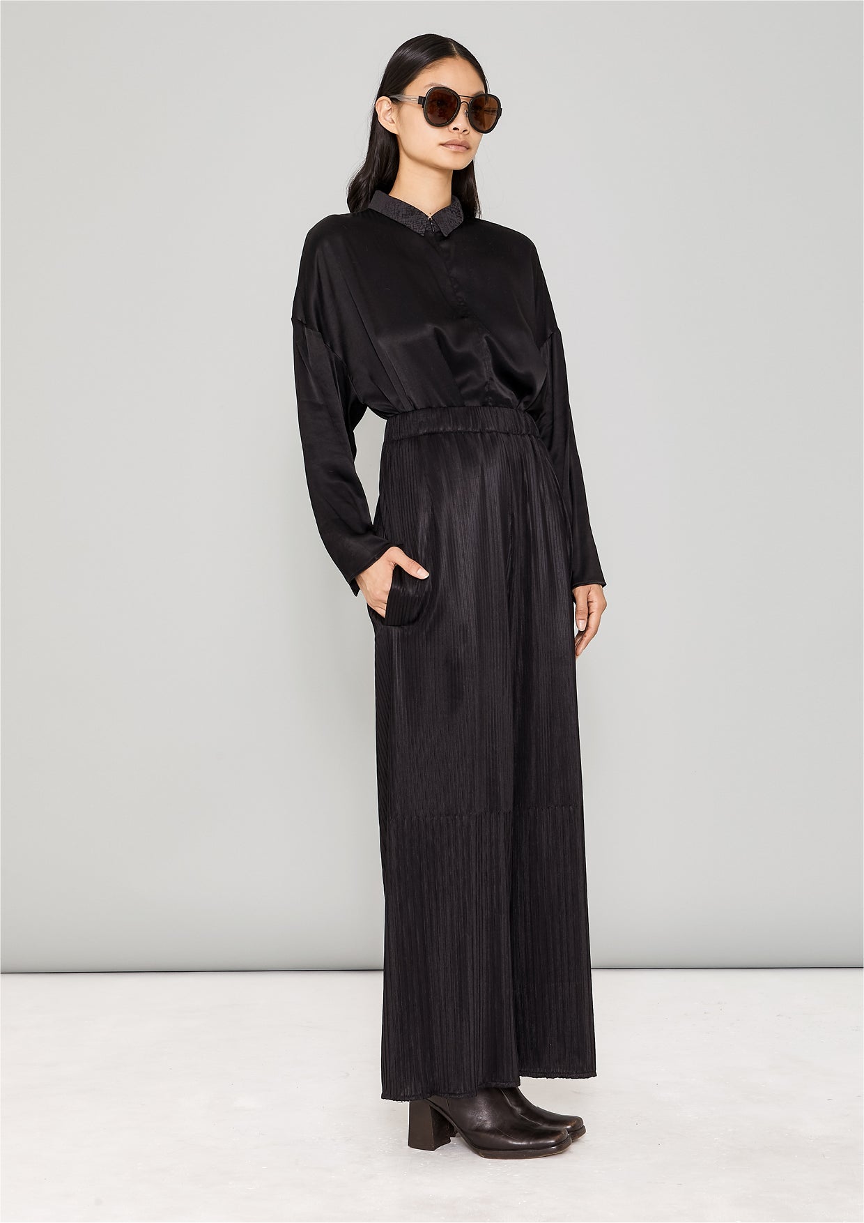 PANTS WIDE ELASTIC - black pleated - BERENIK
