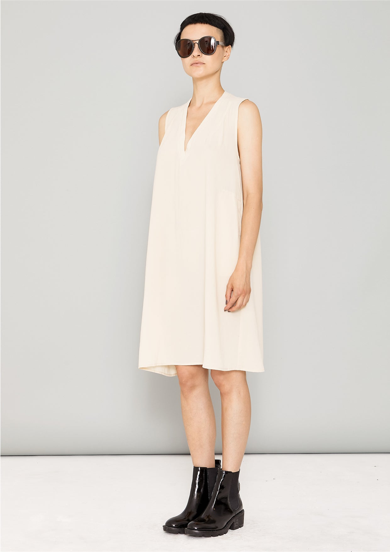 SHIRT/DRESS SLEEVELESS - creme - BERENIK