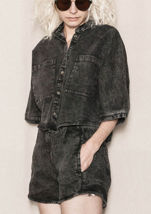 WIDE SUMMER BLOUSE WITH POCKETS - DENIM washed black - BERENIK