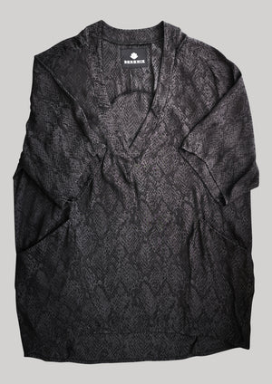 SHIRT V-COLLAR - JACQUARD SATIN black snake - BERENIK
